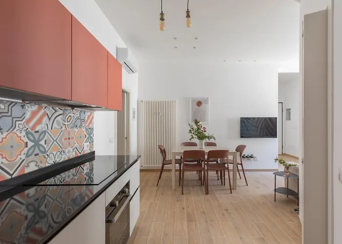 Iflat Colorful And Bright Apartament In Monti